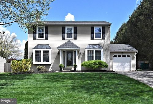 235 Argyle Rd, Langhorne, PA, 19047-8130 | Card Image