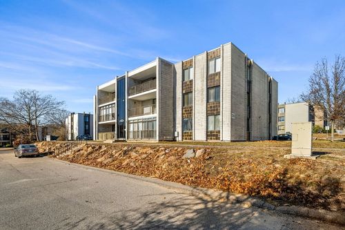 apt-6-30 Skyline Dr, Braintree, MA, 02184-1122 | Card Image