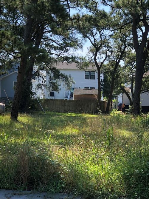 2405 Pretty Lake Ave, Norfolk, VA, 23518-1120 | Card Image