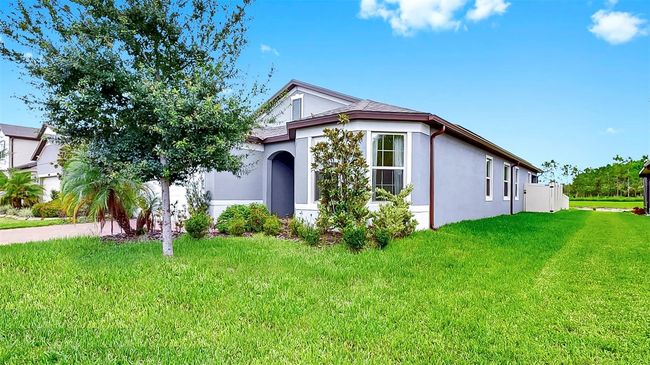 10842 Rolling Moss Rd, House other with 4 bedrooms, 2 bathrooms and null parking in TAMPA FL | Image 4