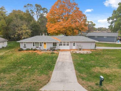 30506 Edgewater Dr, House other with 4 bedrooms, 1 bathrooms and null parking in Elkhart IN | Image 1