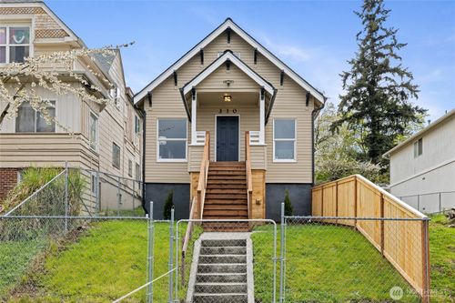 310 S 28th Street, Tacoma, WA, 98402 | Card Image