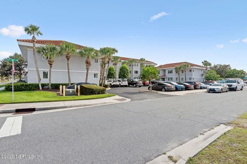 208-210 11th Ave N, Jacksonville Beach, FL, 32250-8202 | Card Image