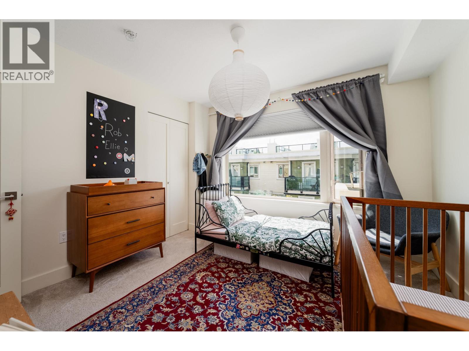 Residential in North Vancouver 5
