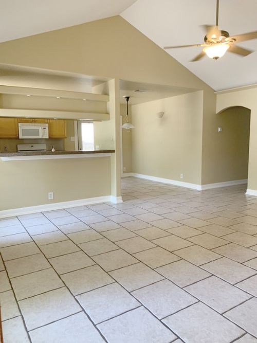 a-1923 Nicole Cir, Round Rock, TX, 78664-2198 | Card Image