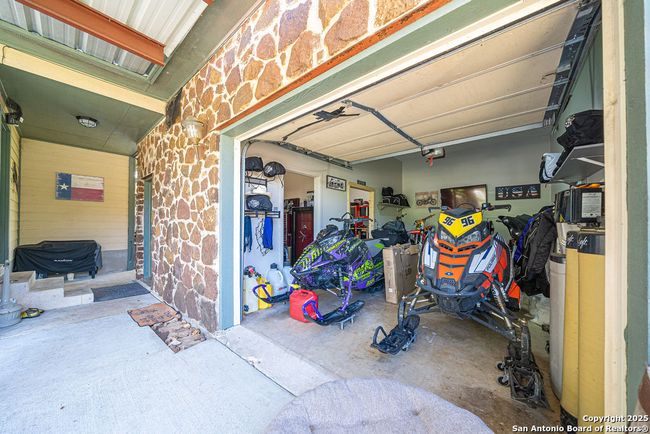 771 Hillje Rd, House other with 3 bedrooms, 2 bathrooms and null parking in Kingsbury TX | Image 21