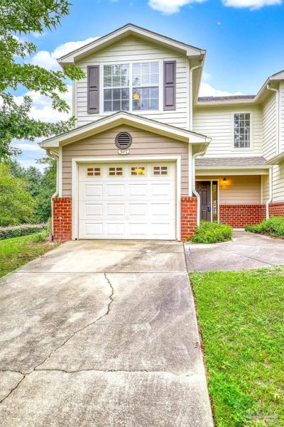 507 Wingspan Way, House other with 3 bedrooms, 2 bathrooms and 1 parking in Crestview FL | Image 1