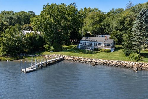 1380 Drift Rd, Westport, MA, 02790-1628 | Card Image