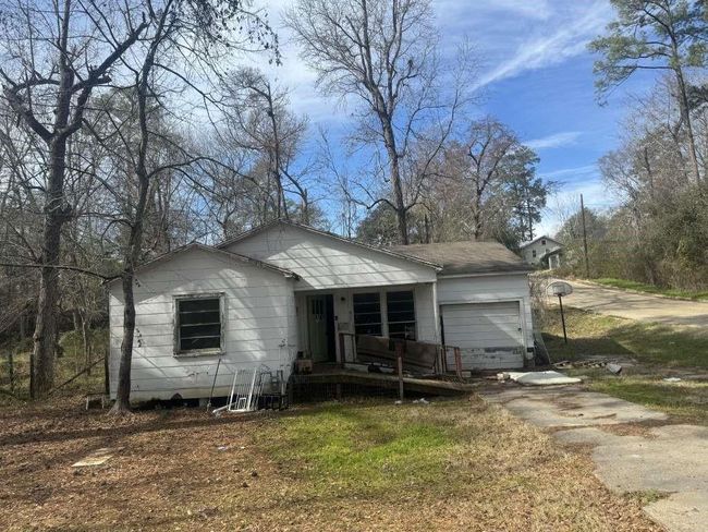 417 2 Nd St, House other with 3 bedrooms, 1 bathrooms and null parking in Jasper TX | Image 4