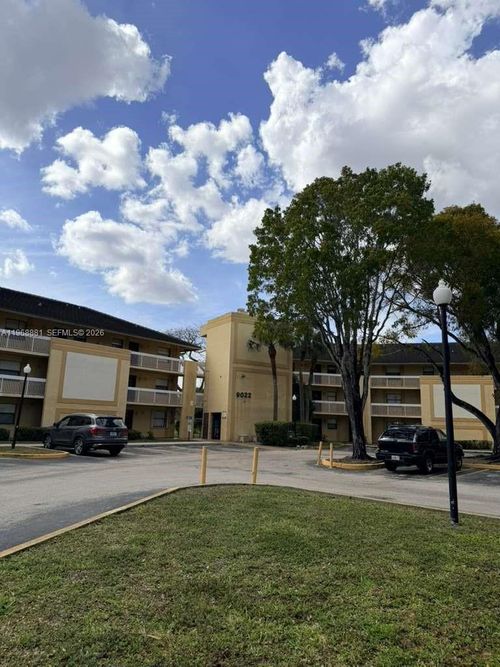 apt-206-9022 Nw 28th Dr, Coral Springs, FL, 33065-5215 | Card Image