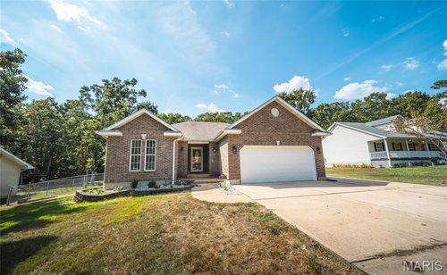 11 Pin Oak Ct, Cuba, MO, 65453-8601 | Card Image