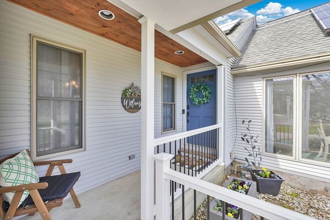 569 Somers Rd, House other with 4 bedrooms, 3 bathrooms and 6 parking in East Longmeadow MA | Image 4