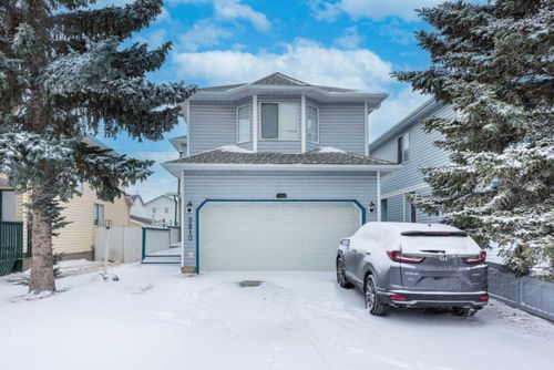 3810 Catalina Blvd Ne, Calgary, AB, T1Y6Y3 | Card Image