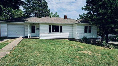 422 E South St, Neosho, MO, 64850-2472 | Card Image