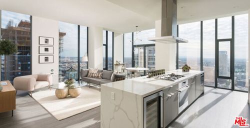 ph-2-801 S Olive St, Los Angeles, CA, 90014 | Card Image