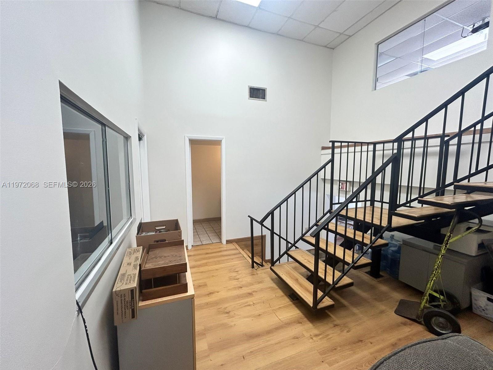 Commercial Lease in Miami 2