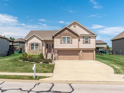 17120 Nw 133rd St, Platte City, MO, 64079-7842 | Card Image