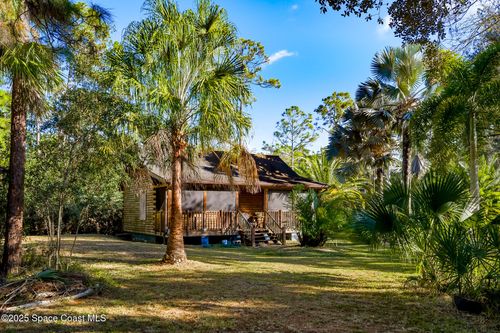 1055 Valkaria Rd, Grant Valkaria, FL, 32950-4241 | Card Image