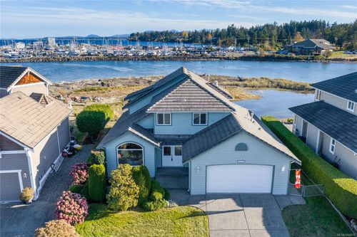 1777 Admiral Tryon Blvd, Parksville, BC, V9P2V2 | Card Image