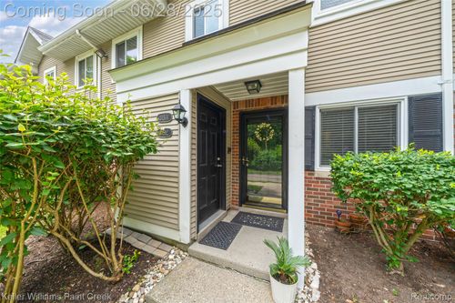34-31514 Orchard Crk, Farmington Hills, MI, 48334-1320 | Card Image