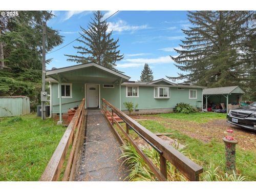 94645 Blue Heron Ln, Coos Bay, OR, 97420-8372 | Card Image
