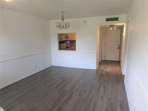 106-9471 Evergreen Pl, Davie, FL, 33324-4350 | Card Image