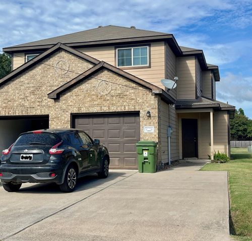 1170 N Colbert St, Dayton, TX, 77535-6938 | Card Image