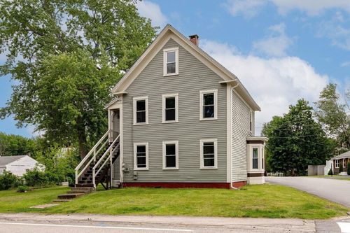 2 Lee St, Somersworth, NH, 03878-2912 | Card Image