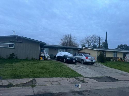 6428 Colette Way, North Highlands, CA, 95660-4142 | Card Image