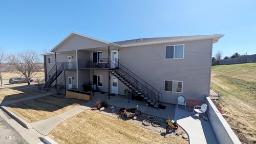 8-1130 N 35th St, Bismarck, ND, 58501-7731 | Card Image