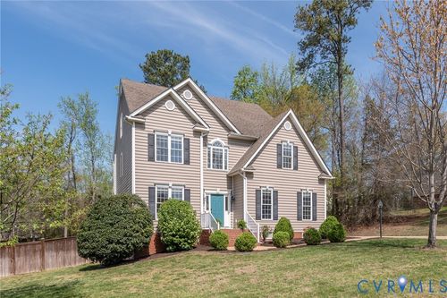 8364 Buckard Dr, Mechanicsville, VA, 23111-1445 | Card Image