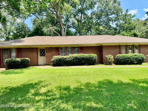 209 Swor St, Taylorsville, MS, 39168-5629 | Card Image