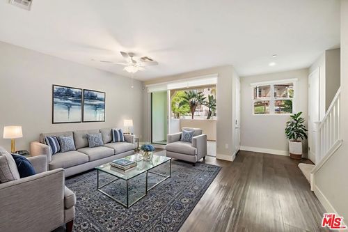 4394 Paxton Pl, Calabasas, CA, 91302-3843 | Card Image