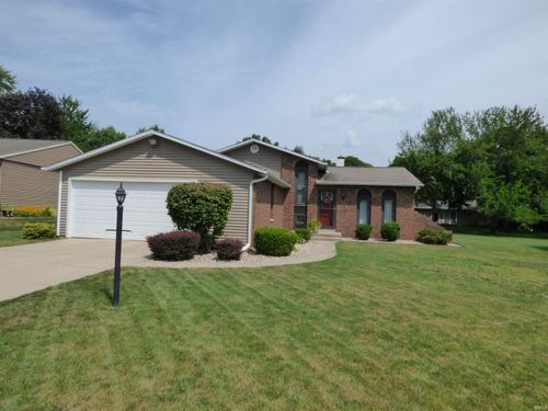 834 Greenmount Ct, Mishawaka, IN, 46544-5619 | Card Image
