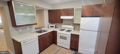 148 Gay St, PHILADELPHIA, PA, 19127-1308 | Card Image