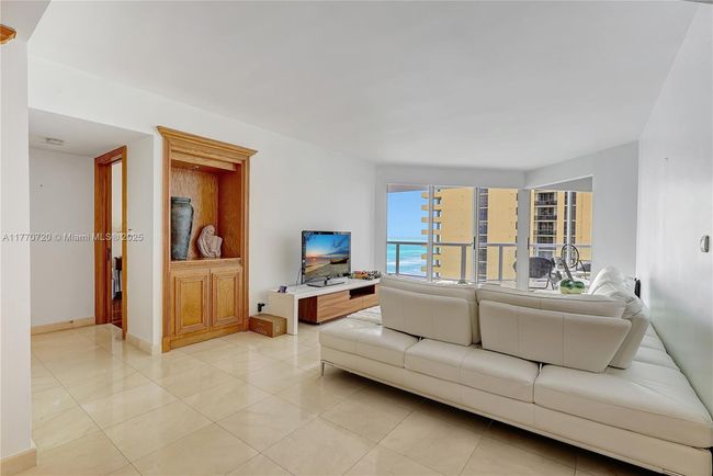 APT-1412 - 16425 Collins Ave, Condo with 2 bedrooms, 2 bathrooms and null parking in Sunny Isles Beach FL | Image 23