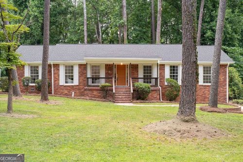 761 Lynn Cir Sw, Atlanta, GA, 30311-2316 | Card Image