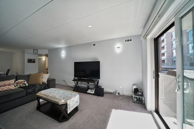APT-2K - 603 River Rd, Condo with 2 bedrooms, 2 bathrooms and 1 parking in Des Plaines IL | Image 11