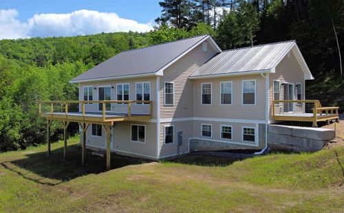 208 Cool Wine Drive, St. Johnsbury, VT, 05819 | Card Image