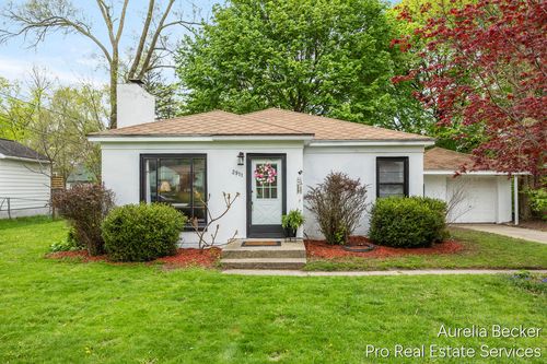 2911 Foster Avenue Ne, Grand Rapids, MI, 49505 | Card Image