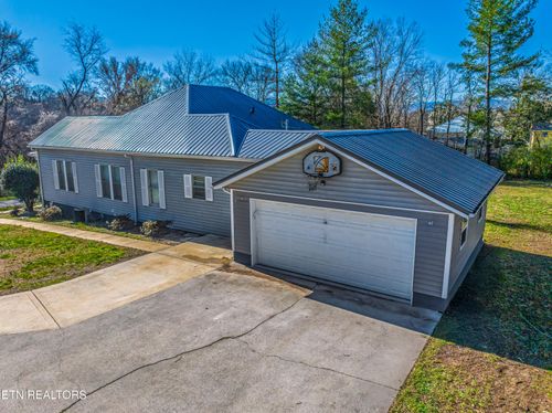 380 Clifton Heights Rd, Newport, TN, 37821-2535 | Card Image