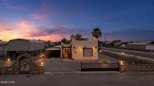 1-200 N Moon Mountain Ave, Quartzsite, AZ, 85346-0589 | Card Image