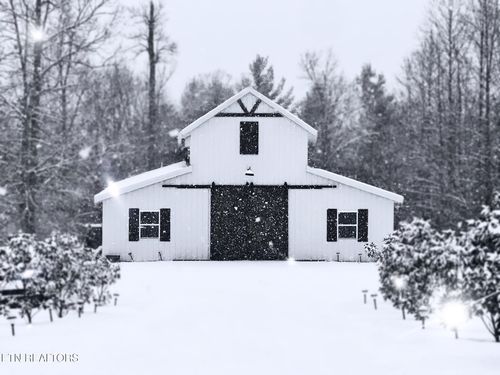 387 Red Williams Rd, Crossville, TN, 38555 | Card Image