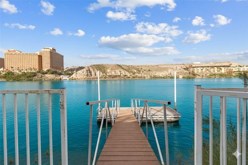 351 Krueger Ln, Bullhead City, AZ, 86429-5417 | Card Image