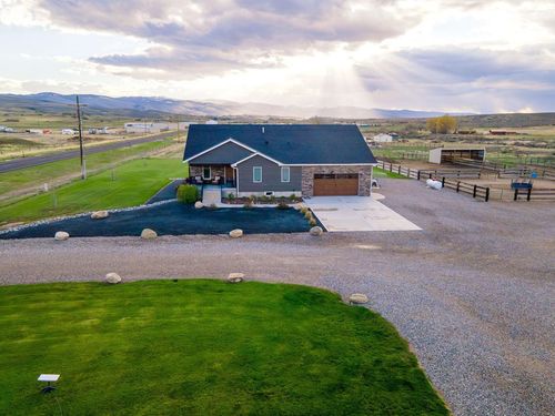 41 Lyons Valley Road, Lander, WY, 82520 | Card Image