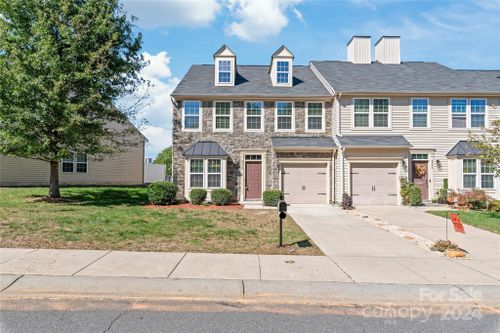 9510 Birkwood Ct, Charlotte, NC, 28278-6691 | Card Image