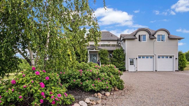 807035 25th Side Road, House other with 4 bedrooms, 3 bathrooms and 6 parking in Grey Highlands ON | Image 4