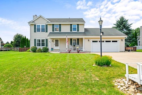 311 S Sherman St, Eagle, WI, 53119-2202 | Card Image