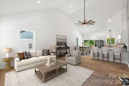 514 N Mulberry St, Cherryville, NC, 28021-2428 | Card Image