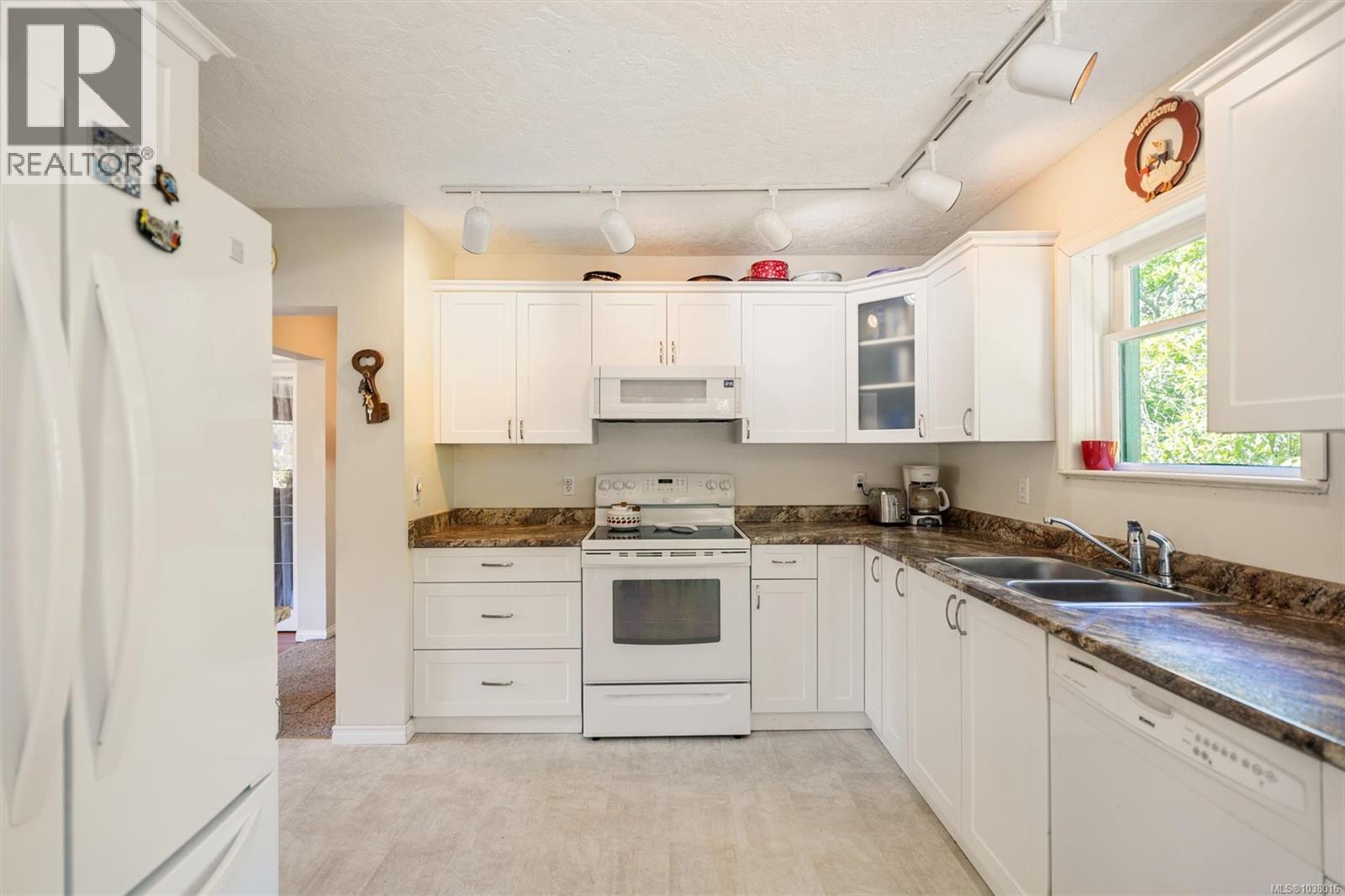 Residential in North Saanich 2